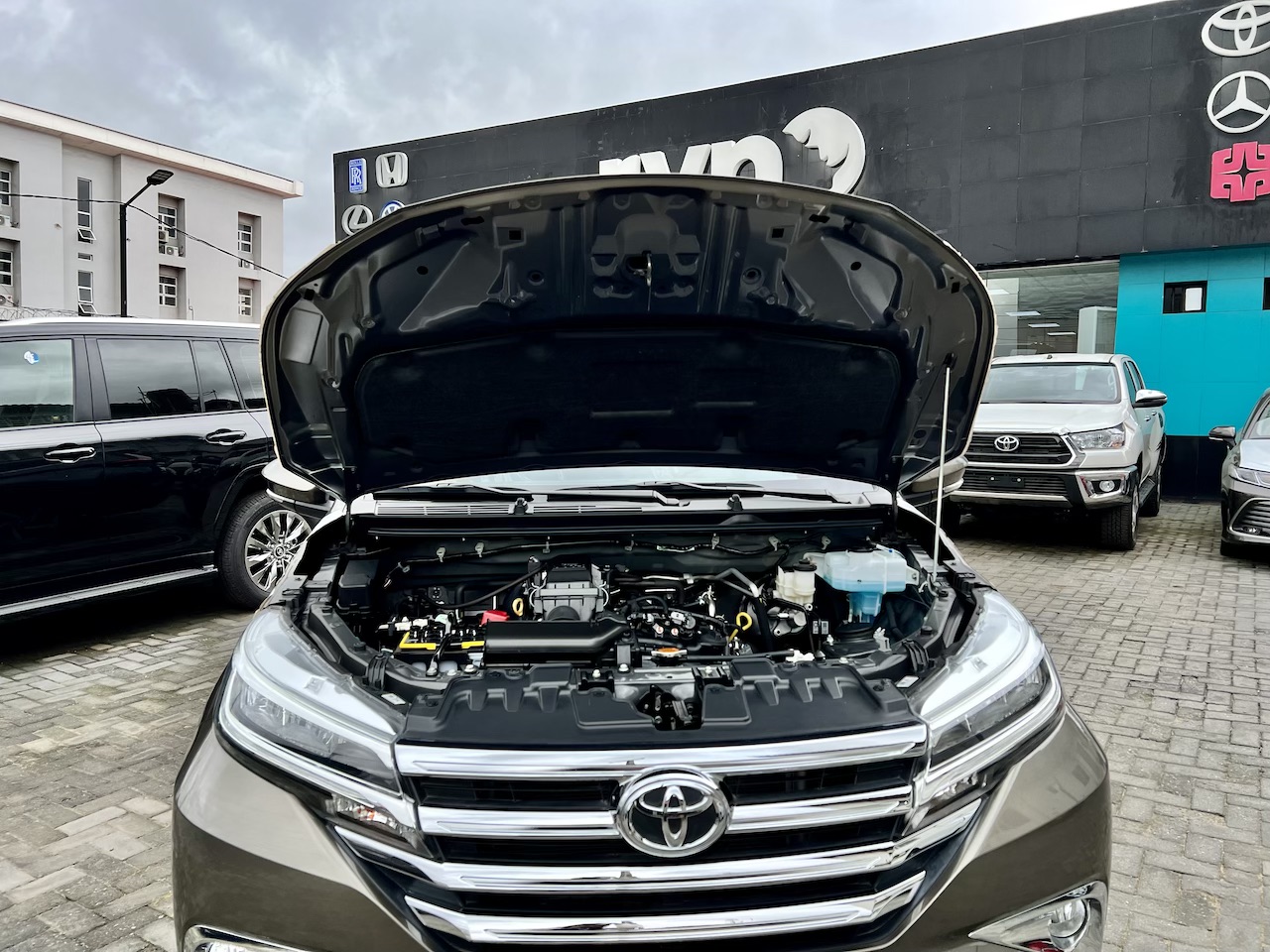 Toyota Rush 1.5L
