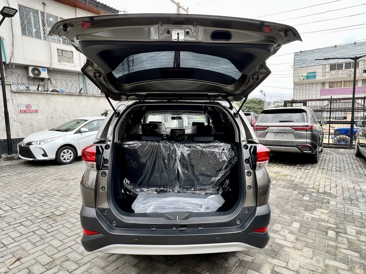 Toyota Rush 1.5L