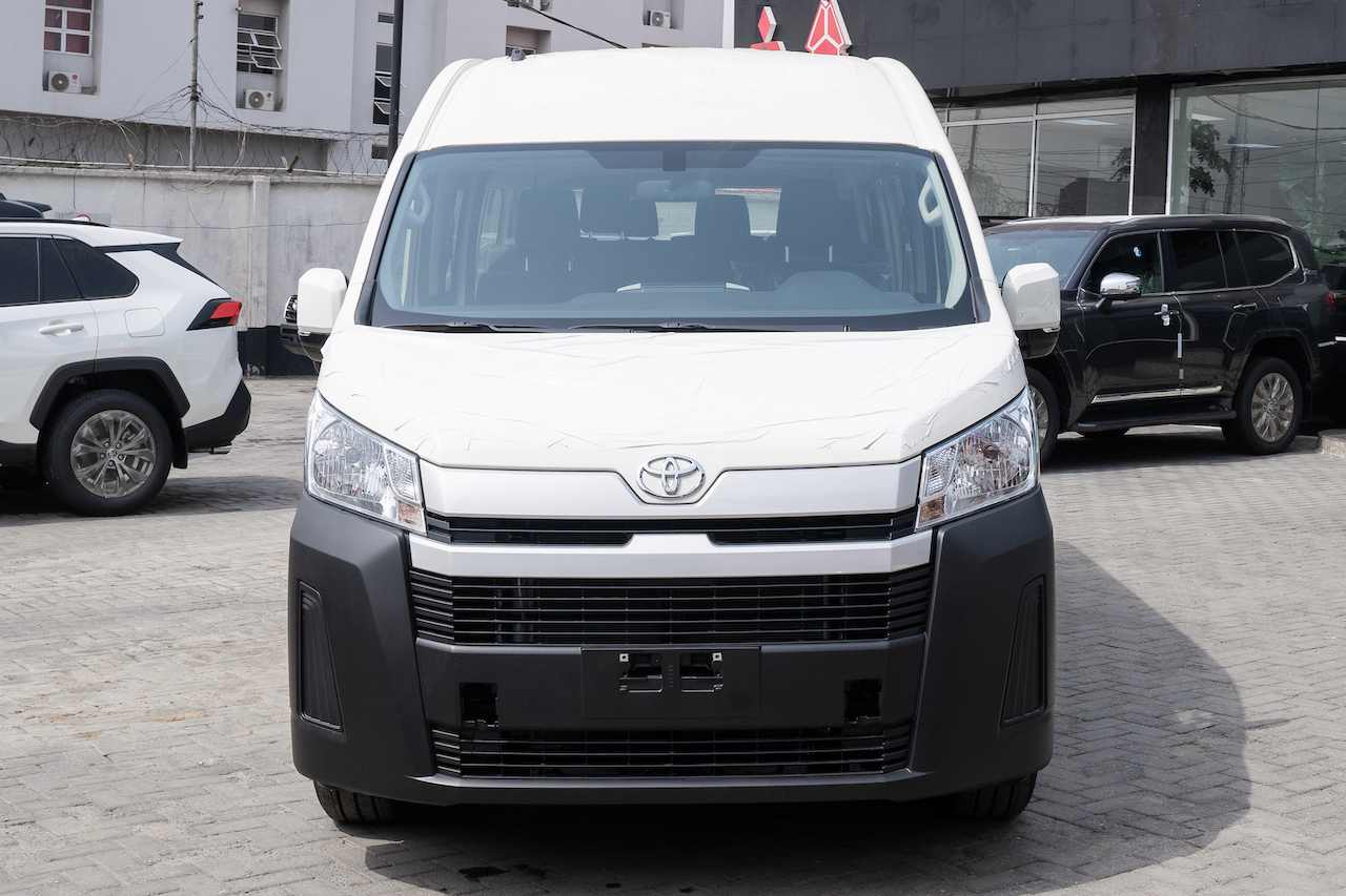 Toyota Hiace High Roof