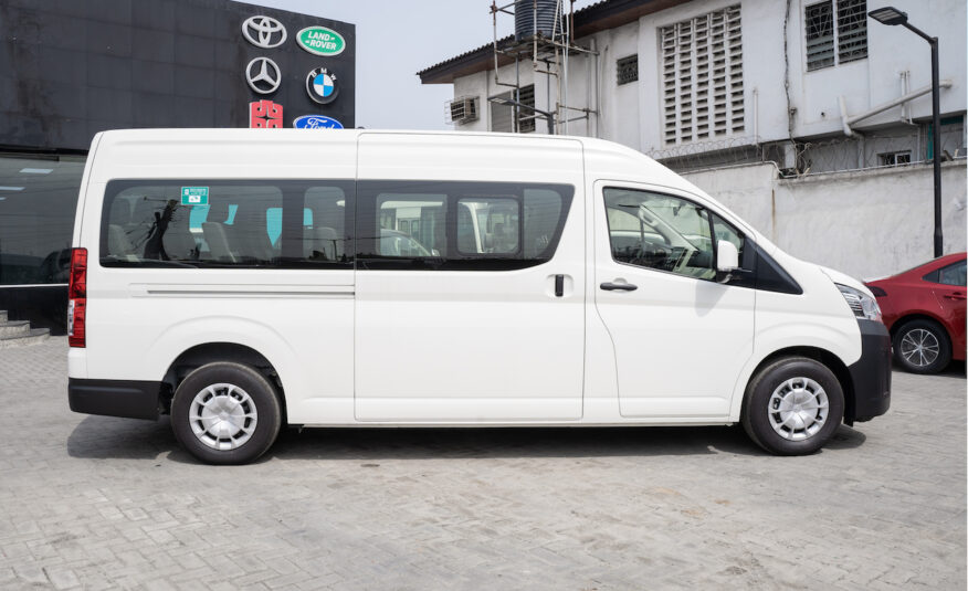 Toyota Hiace High Roof