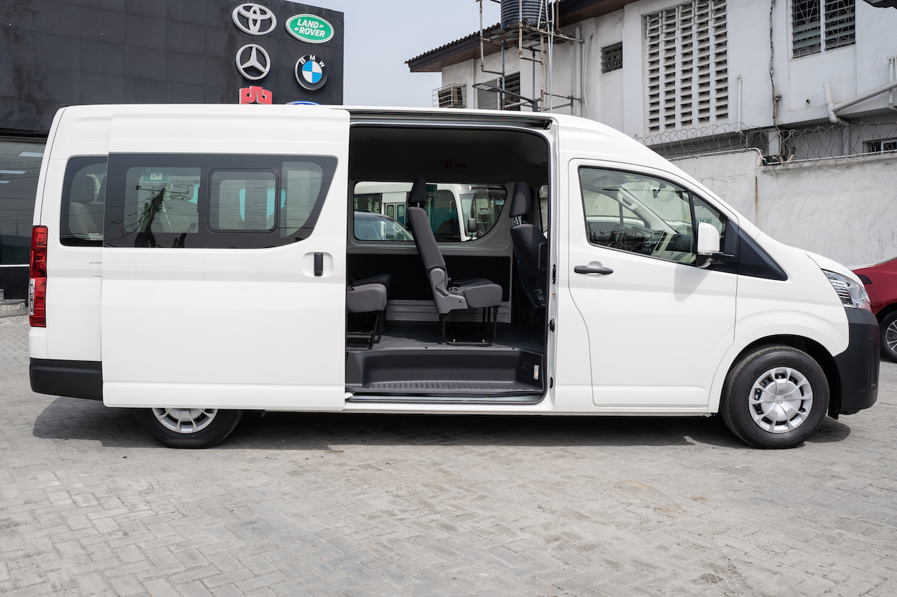 Toyota Hiace High Roof