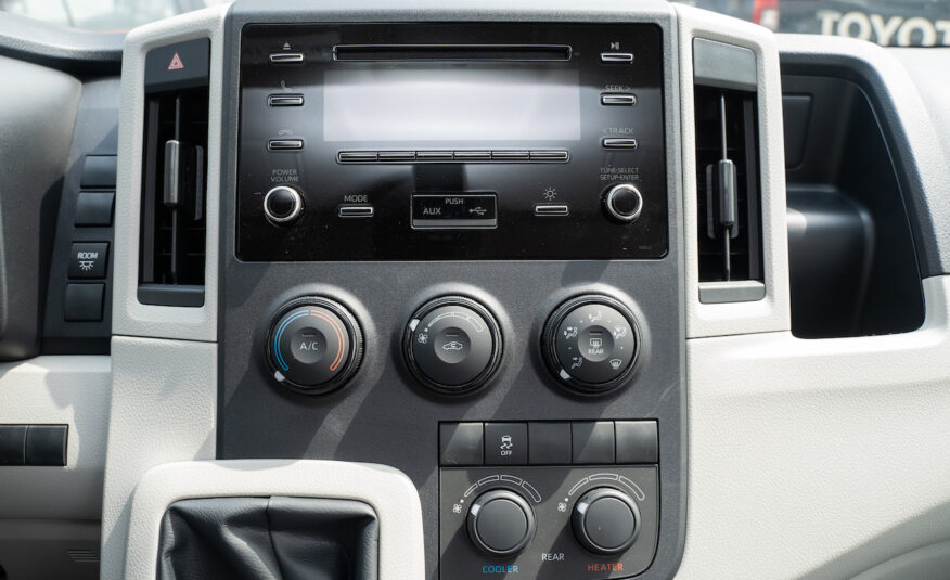 Toyota Hiace High Roof