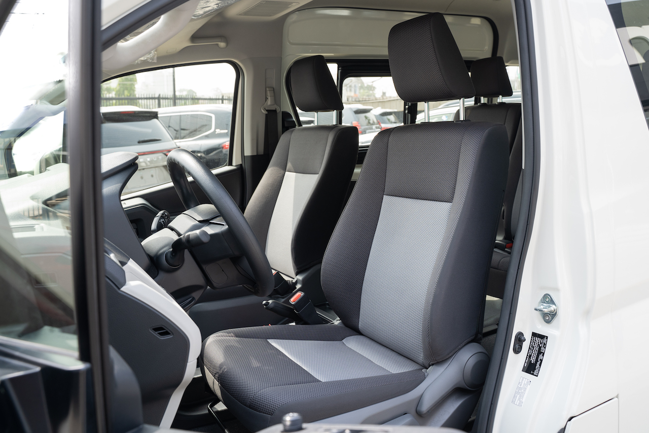 Toyota Hiace High Roof