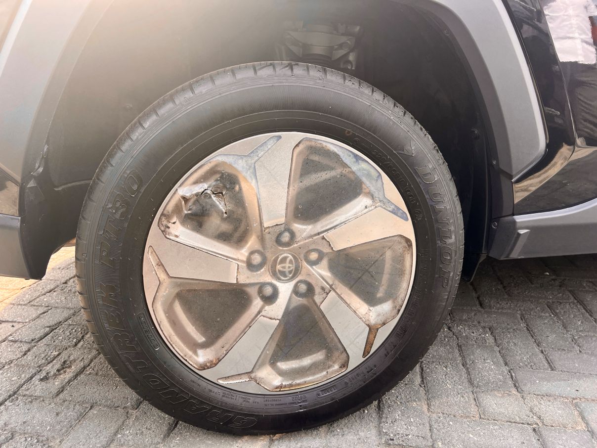 Toyota RAV4 XLE For Sale In Lagos