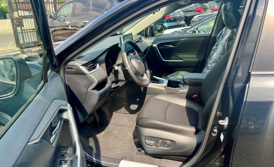 Toyota RAV4 XLE For Sale In Lagos