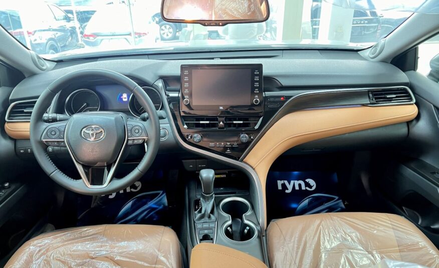 Toyota Camry V6