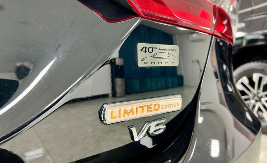 Toyota Camry V6