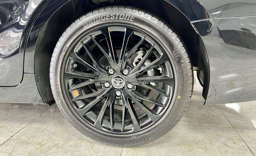 Toyota Camry V6