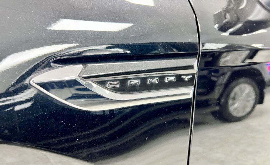 Toyota Camry V6