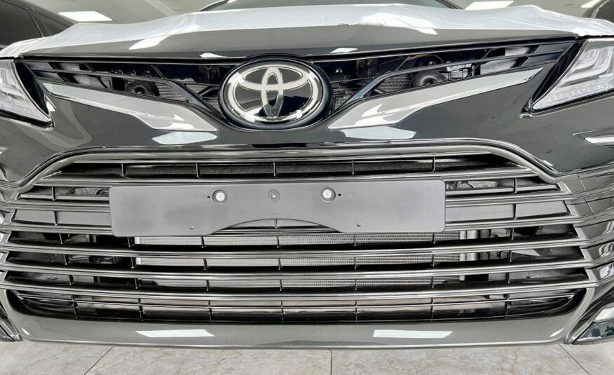 Toyota Camry V6
