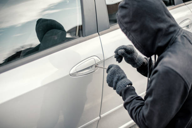 Simple Solution To Keep Your Car Safe From Car Thieves