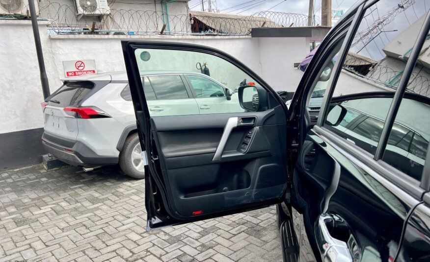 Toyota Landcruiser Prado VX