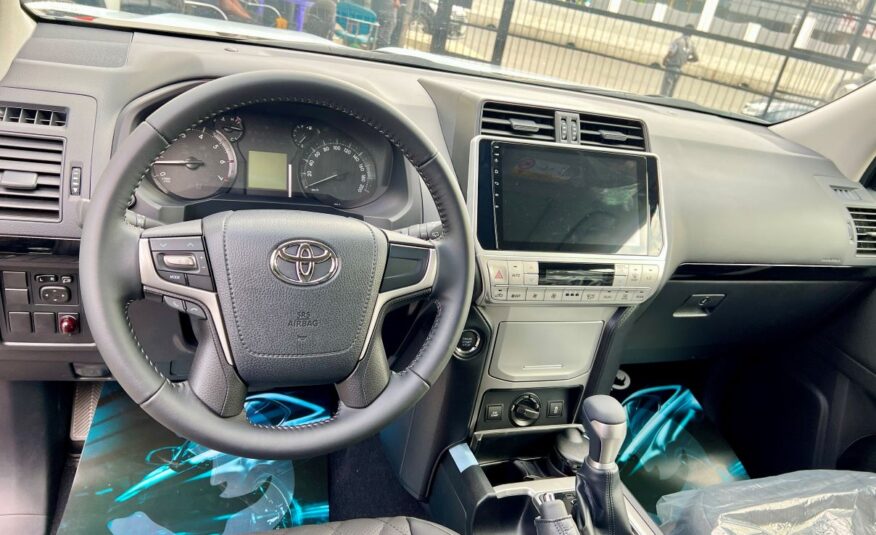 Toyota Landcruiser Prado VX