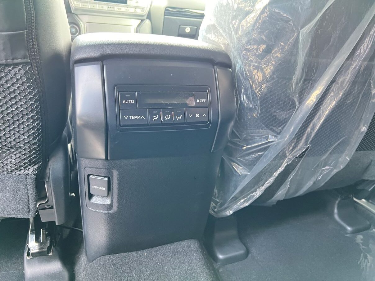 Toyota Landcruiser Prado VX