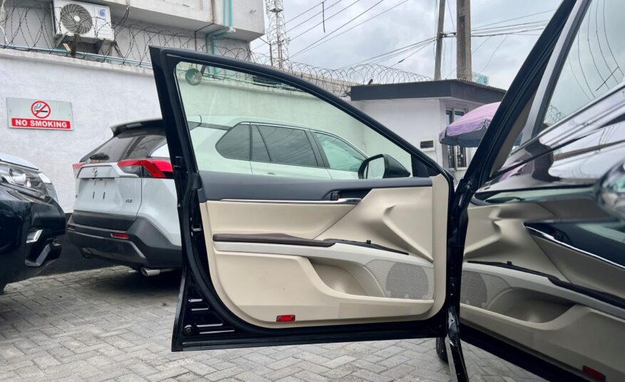Toyota Camry XLE