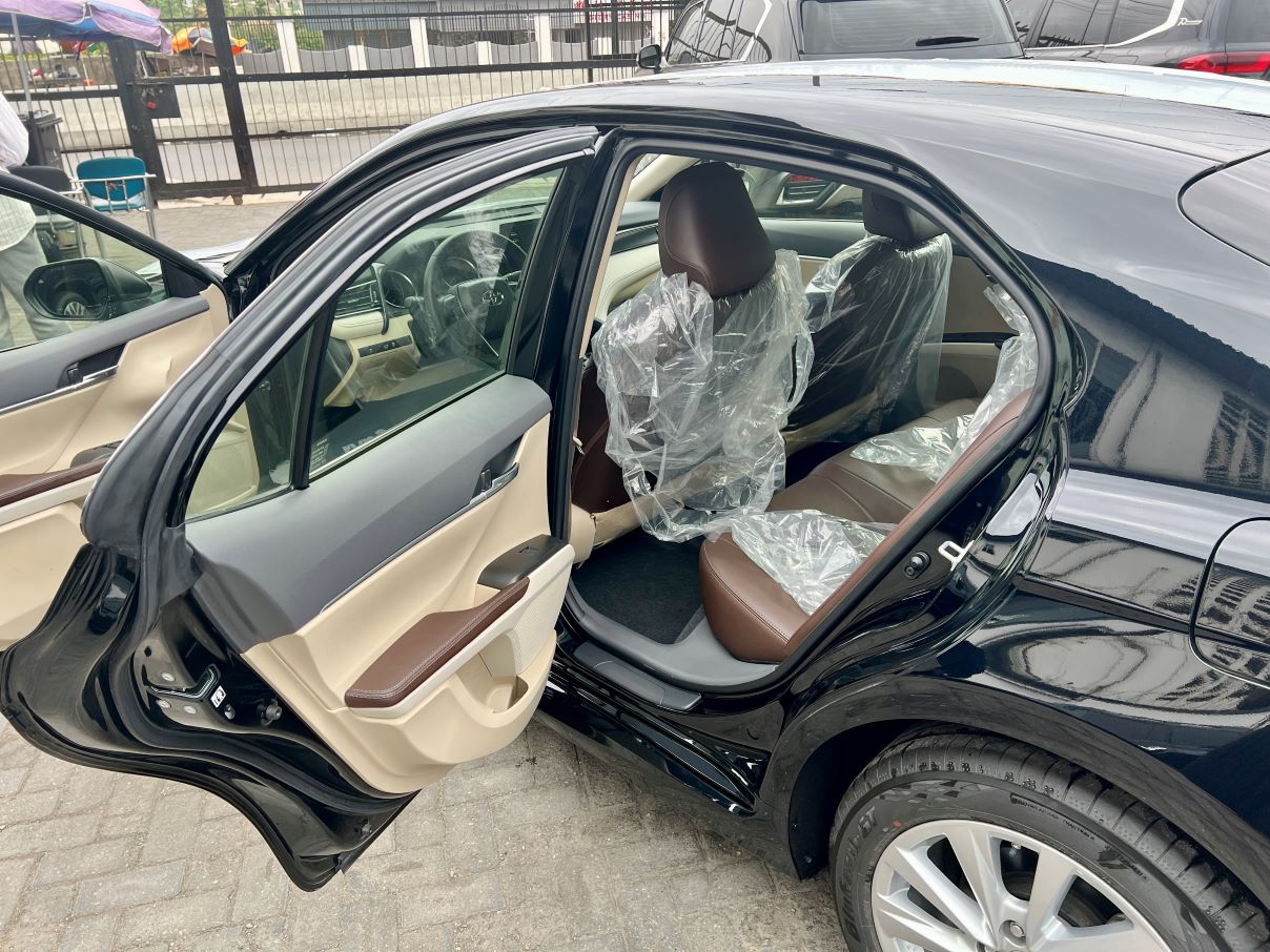 Toyota Camry XLE