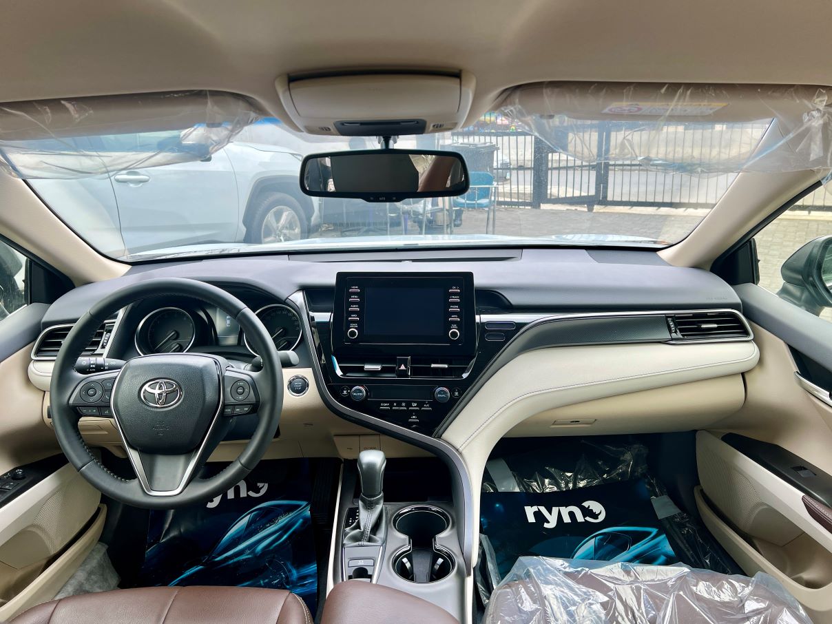 Toyota Camry XLE