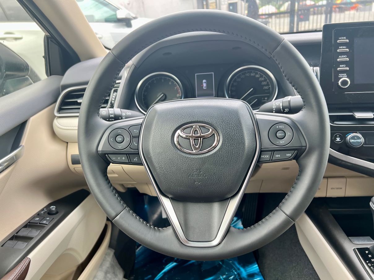 Toyota Camry XLE