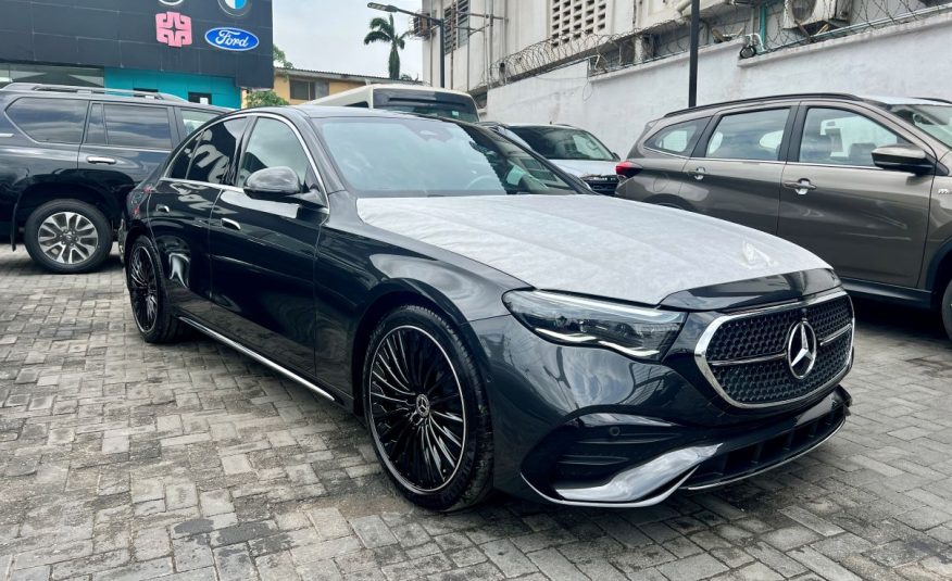 Mercedes-Benz E300 For Sale In Lagos, Nigeria