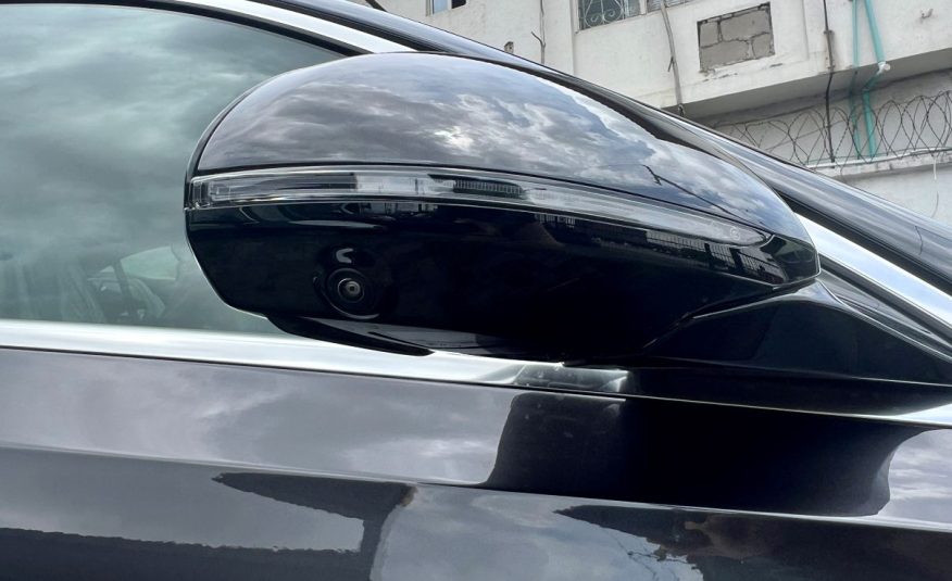 Mercedes-Benz E300 For Sale In Lagos, Nigeria