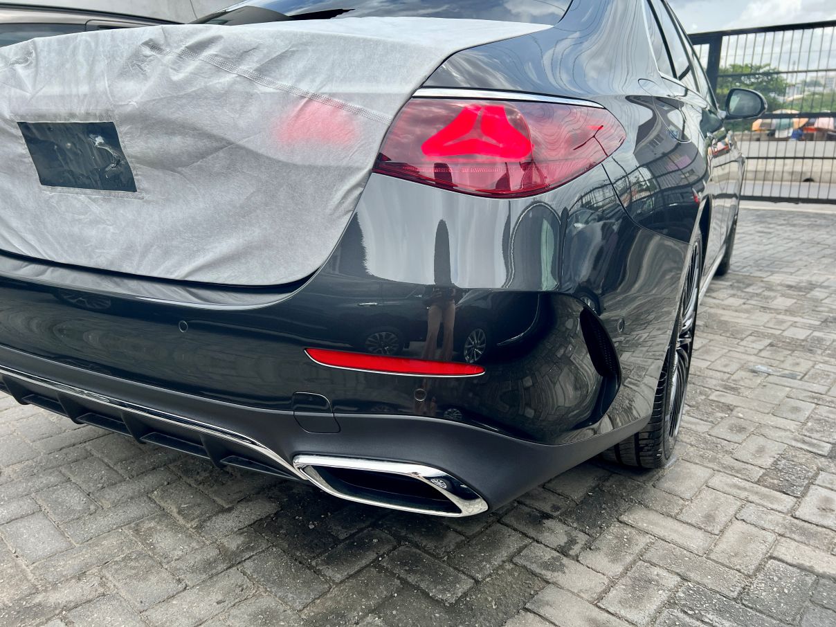 Mercedes-Benz E300 For Sale In Lagos, Nigeria