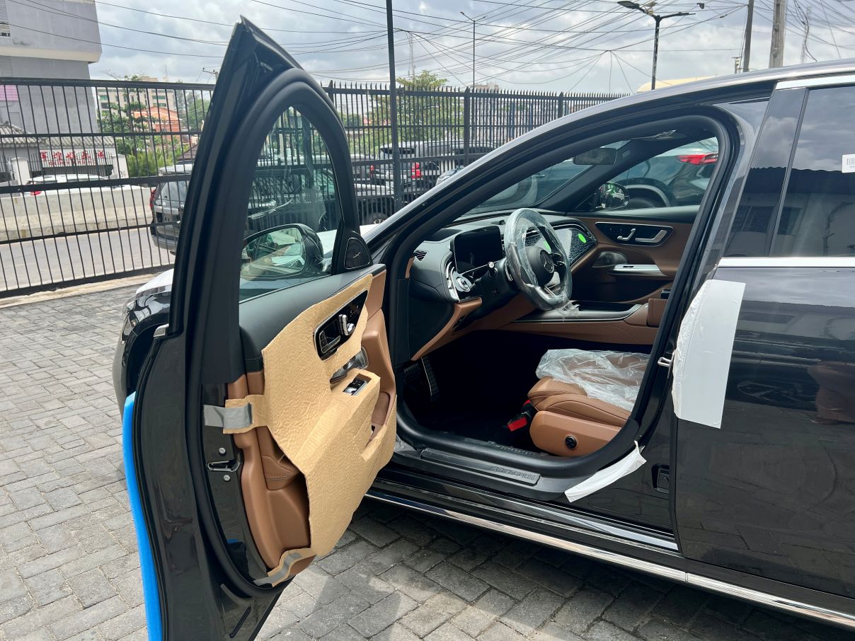 Mercedes-Benz E300 For Sale In Lagos, Nigeria