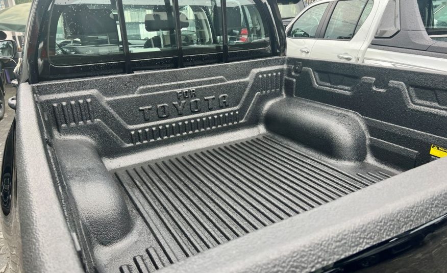 Toyota Hilux 2.7L For Sale In Lagos, Nigeria
