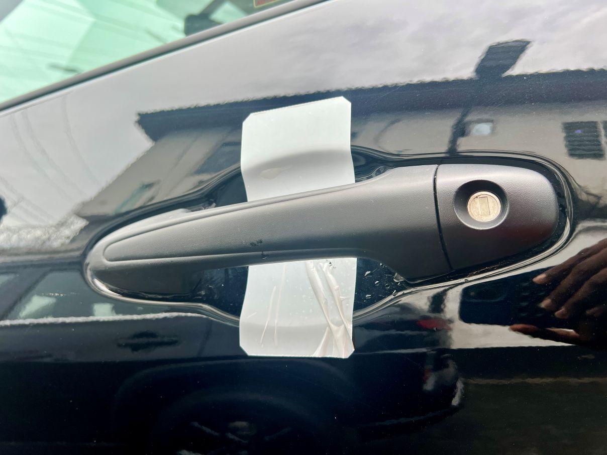 Toyota Hilux 2.7L For Sale In Lagos, Nigeria