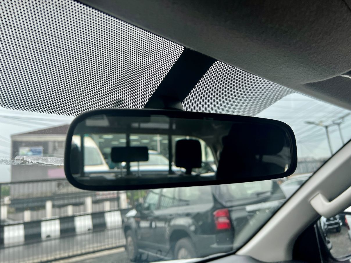 Toyota Hilux 2.7L For Sale In Lagos, Nigeria