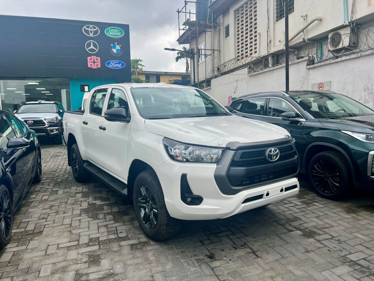 Toyota Hilux 2.7L