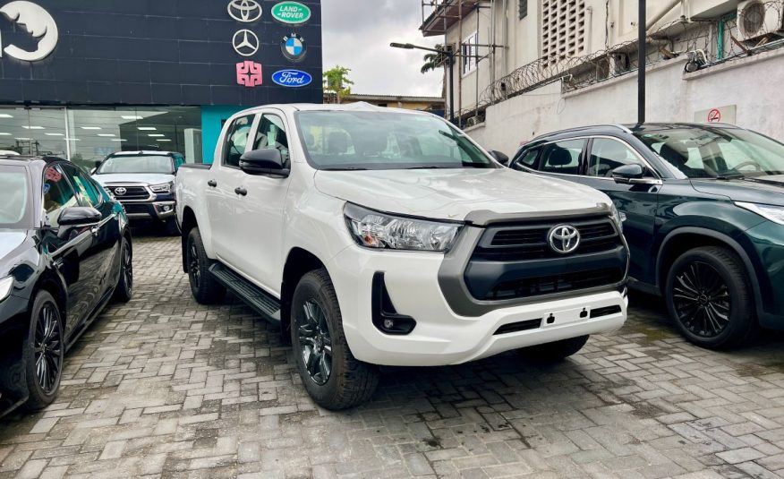 Toyota Hilux 2.7L