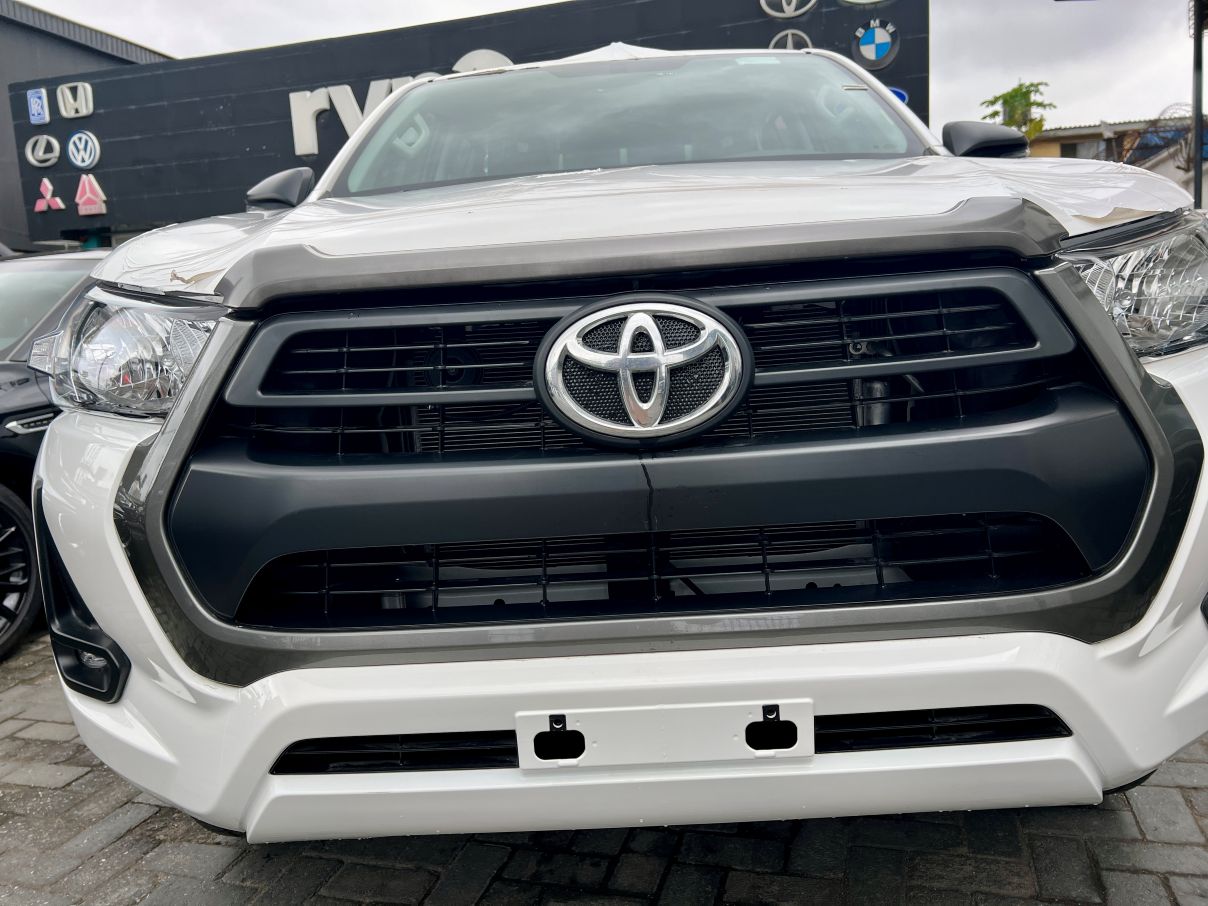 Toyota Hilux 2.7L