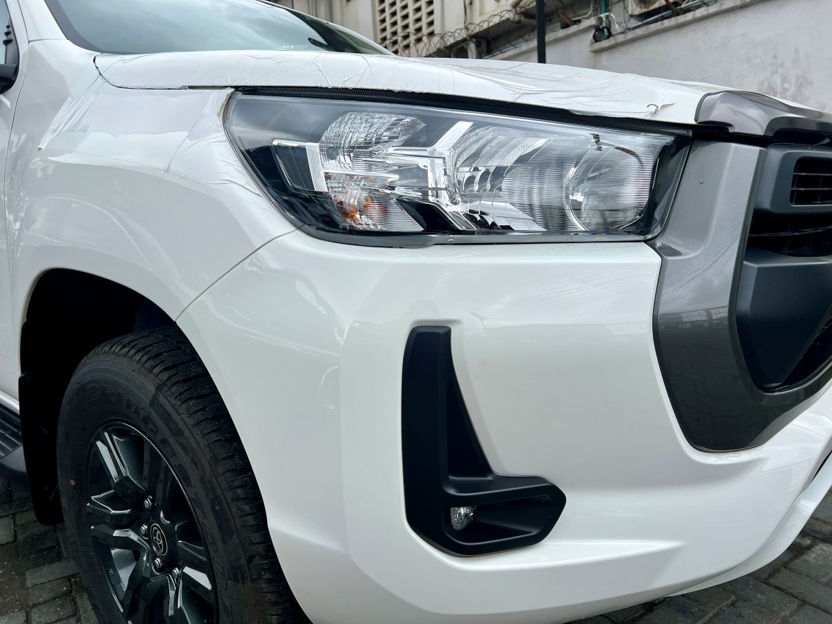 Toyota Hilux 2.7L