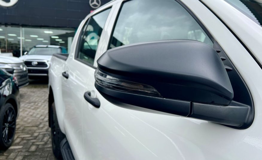 Toyota Hilux 2.7L