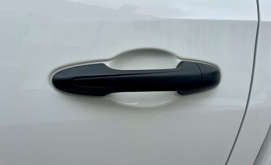 Toyota Hilux 2.7L