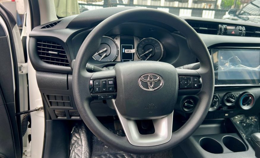 Toyota Hilux 2.7L