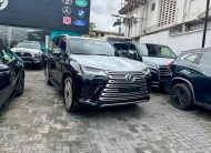 Lexus LX 600 Signature