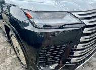 Lexus LX 600 Signature