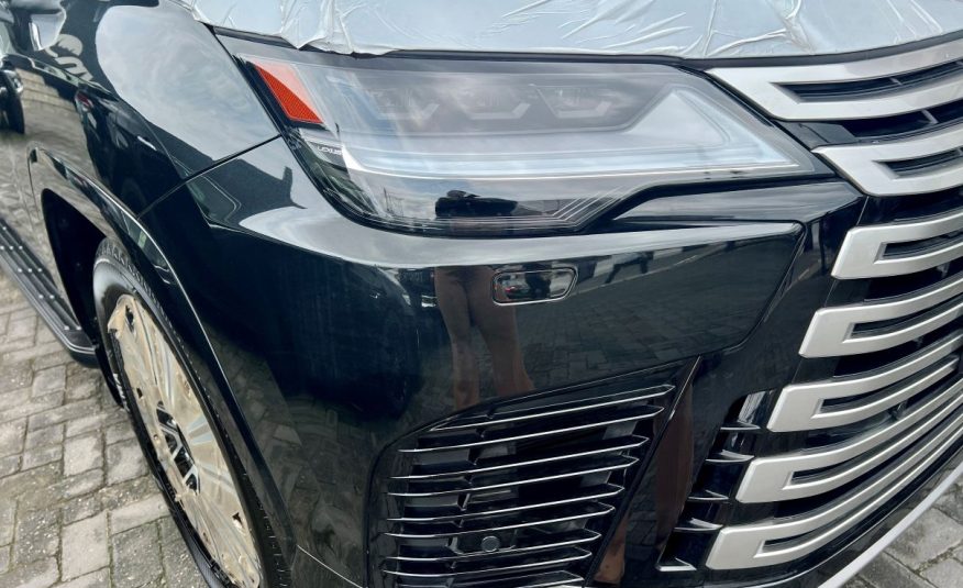 Lexus LX 600 Signature