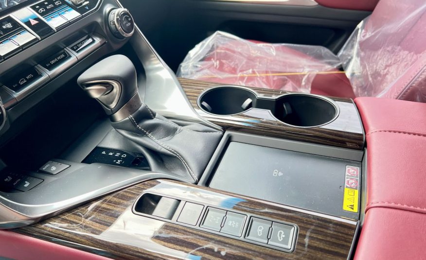 Lexus LX 600 Signature