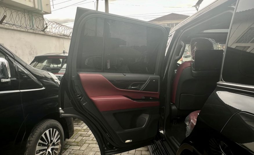 Lexus LX 600 Signature