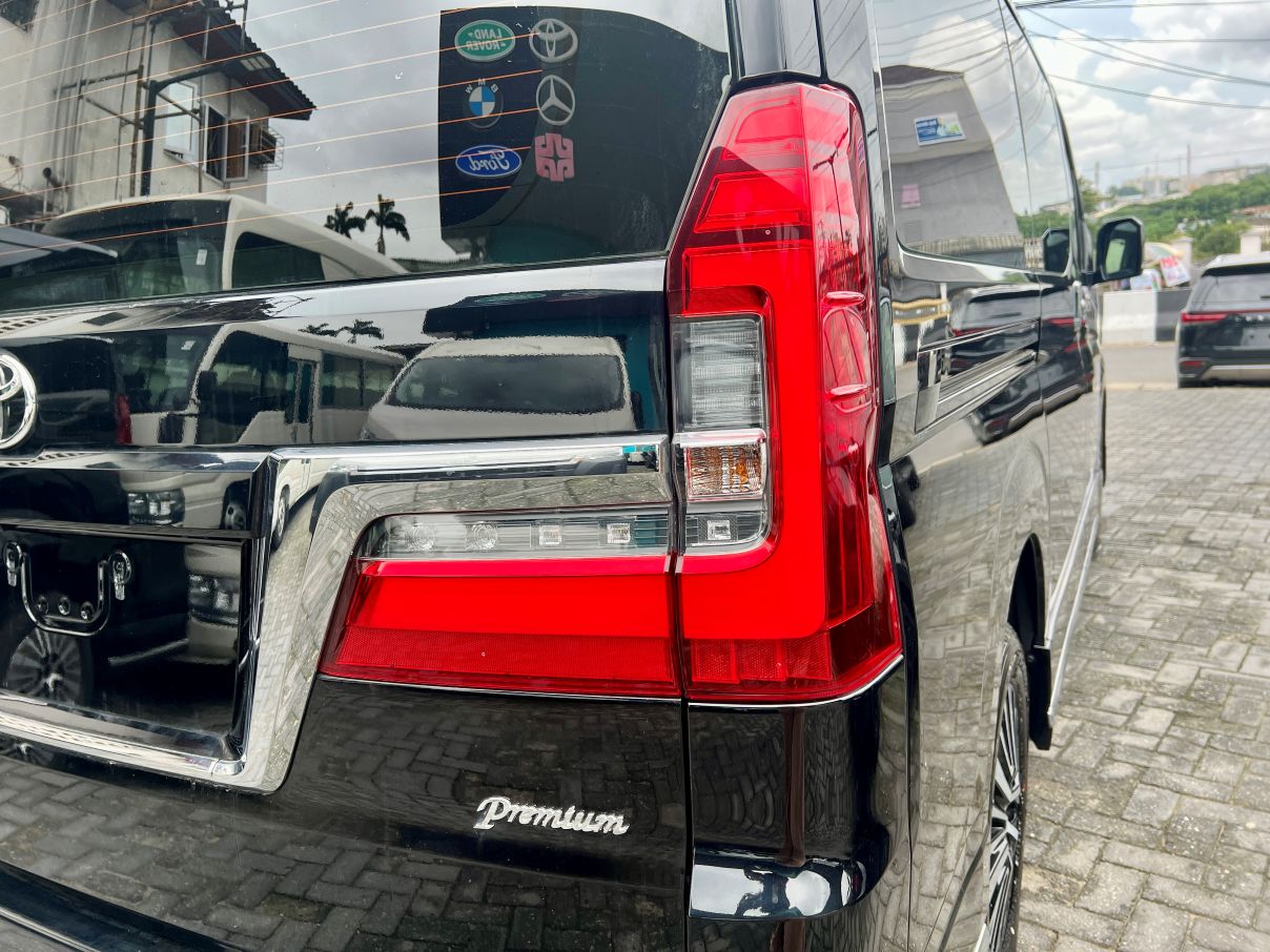 Toyota Granvia