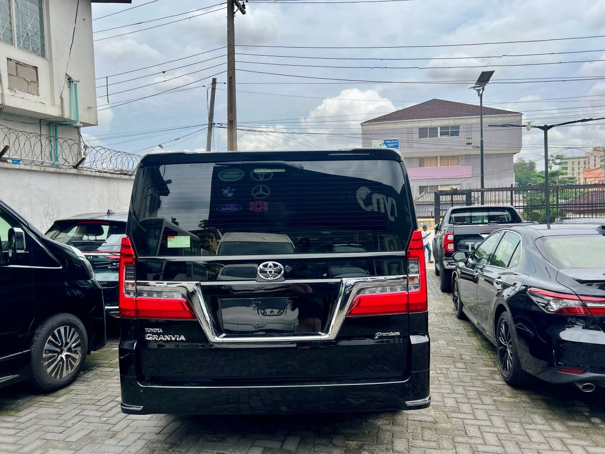 Toyota Granvia