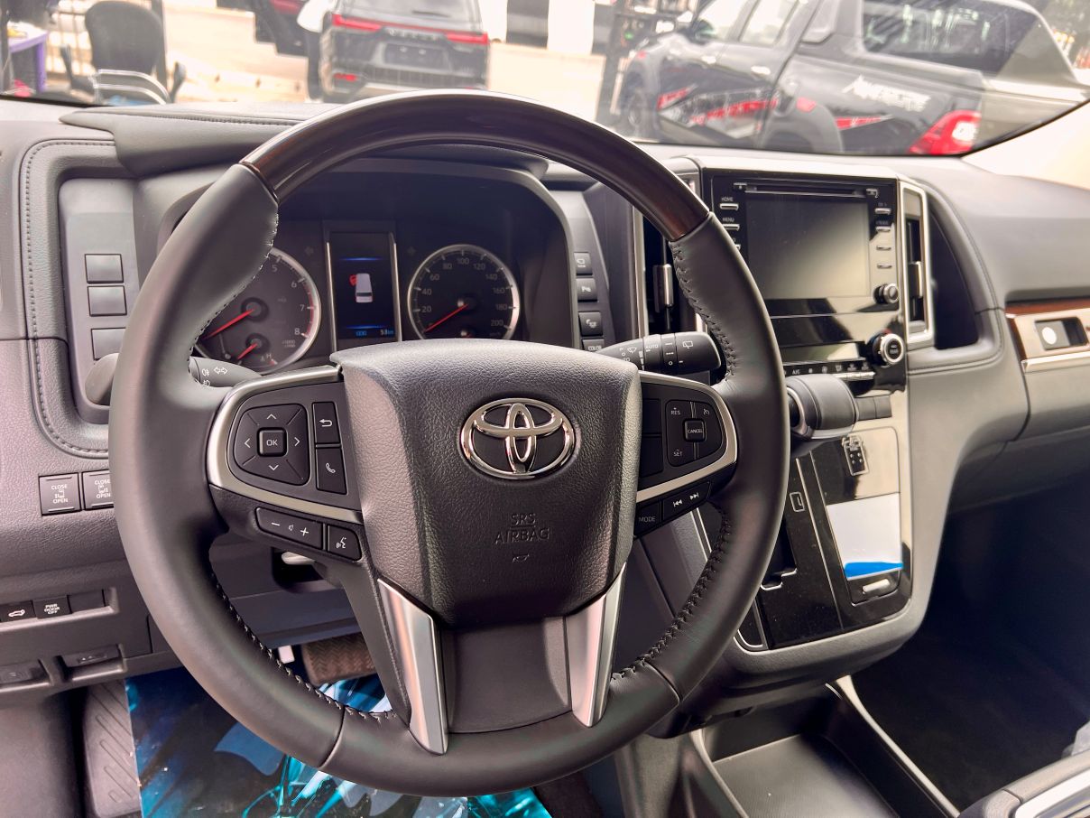 Toyota Granvia