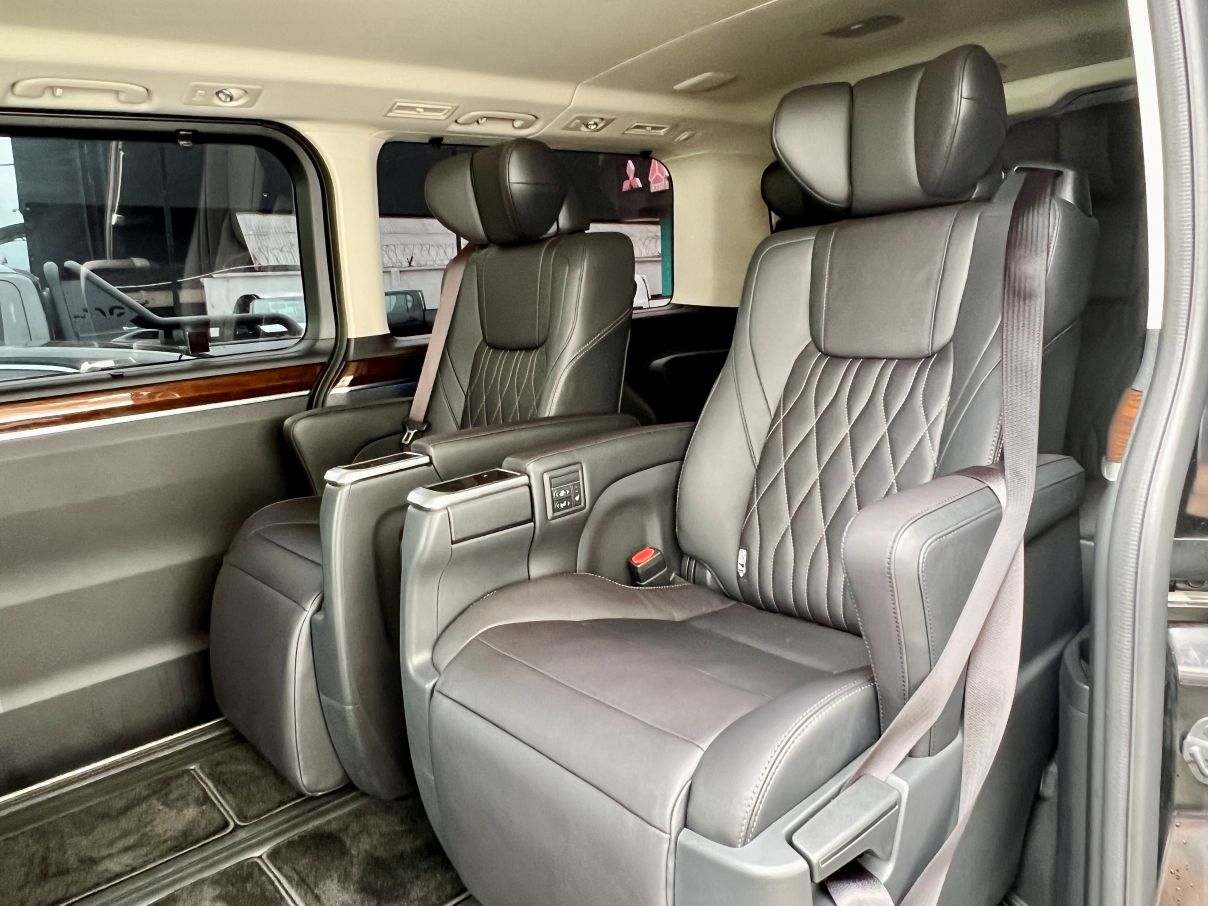 Toyota Granvia