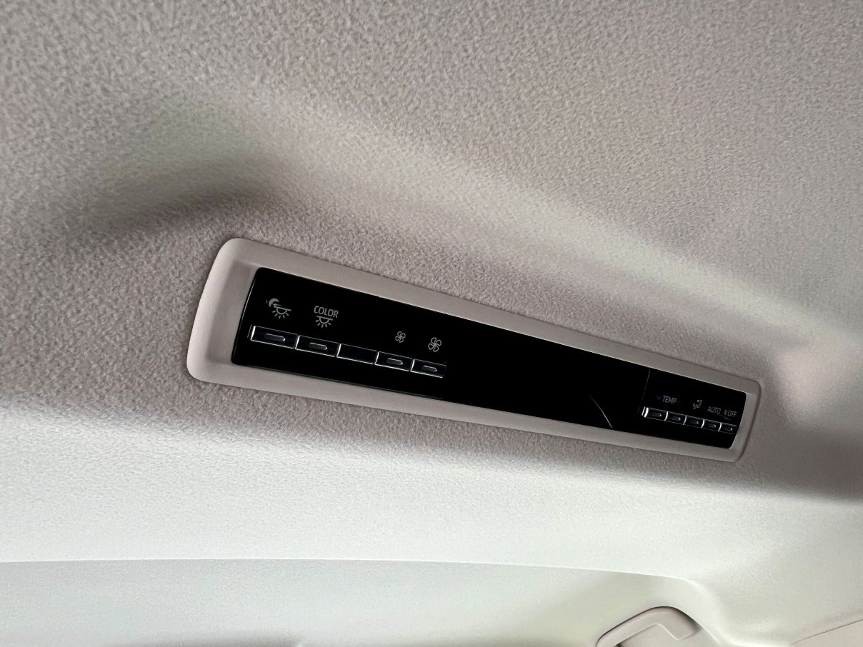 Toyota Granvia