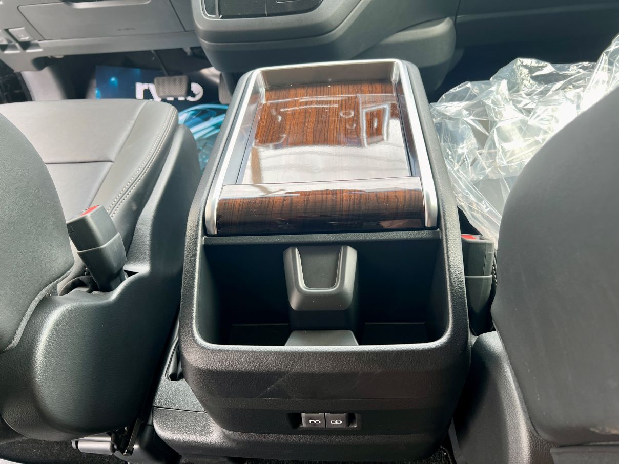Toyota Granvia
