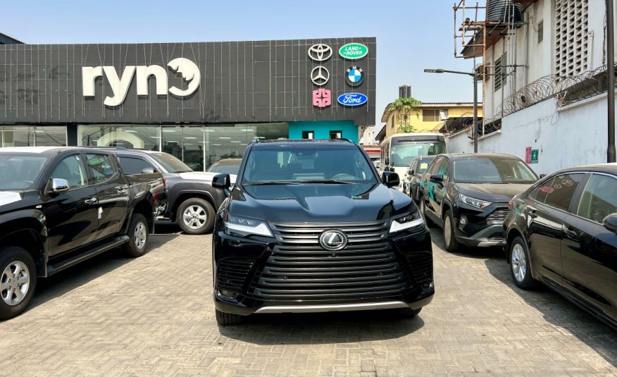Lexus LX 600 Signature