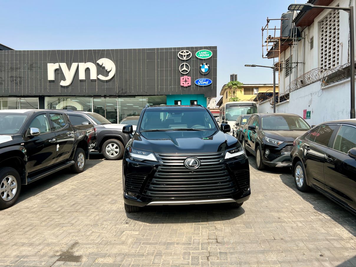 Lexus LX 600 Signature