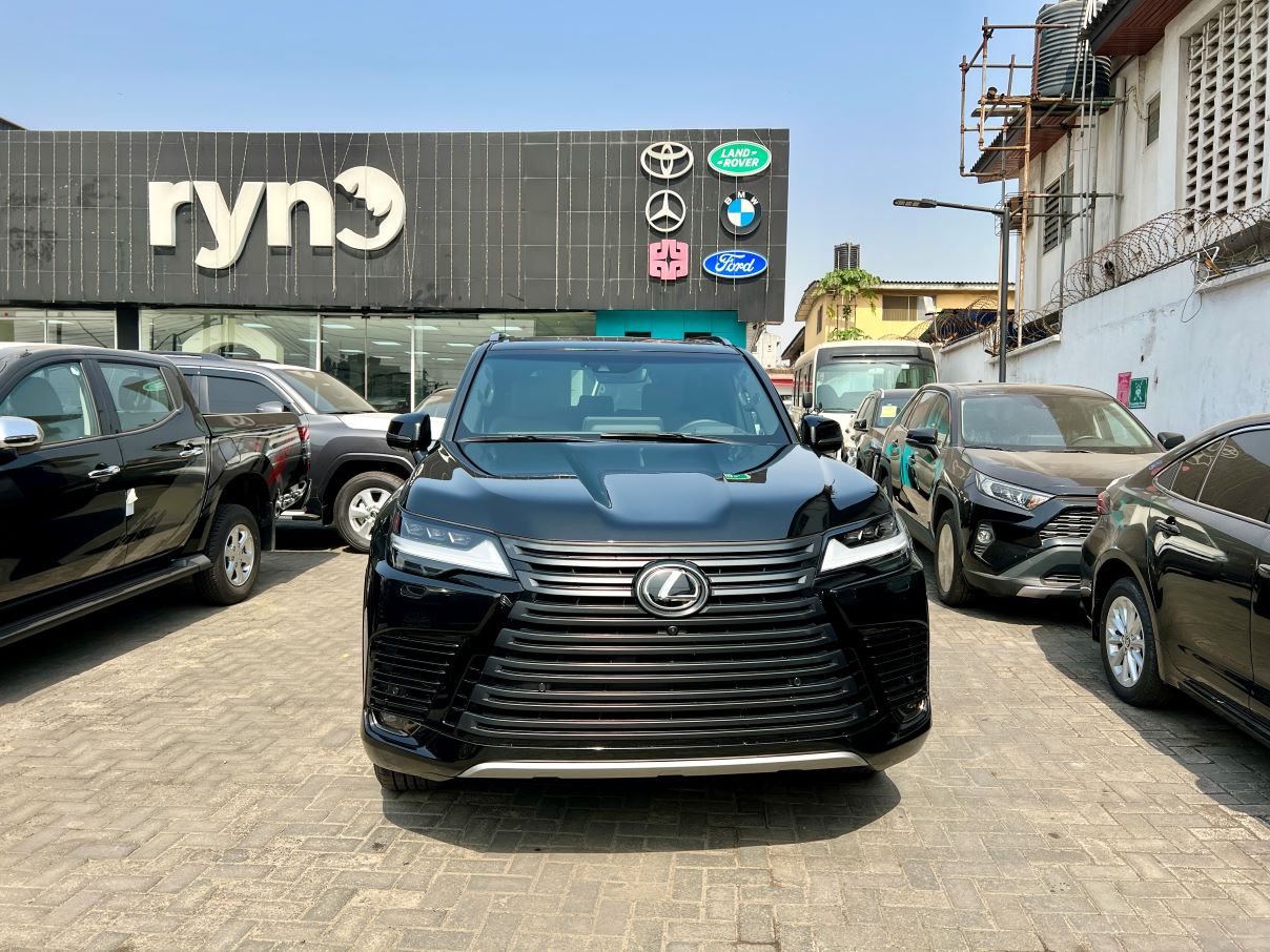 Lexus LX 600 Signature
